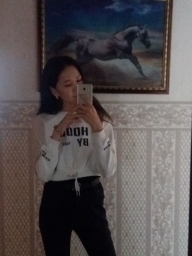 laura_px