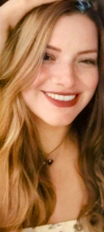 caroline23