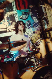 jona2001